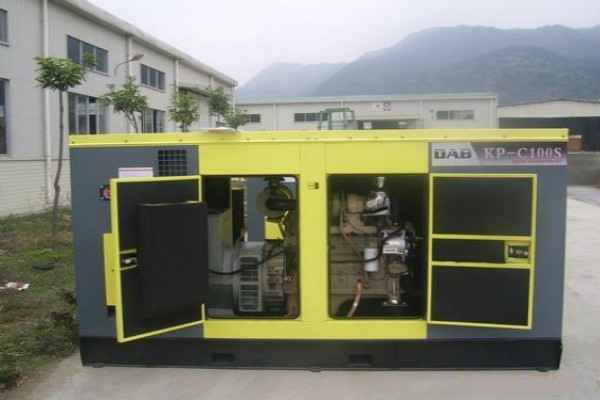 星空官方网站-星空online(中国)概述高电压柴油发电机组的发展